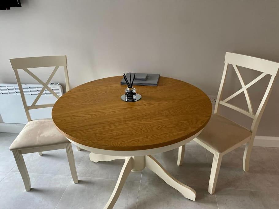 Erne Getaway No.7 Brand New 1 Bed Apartment Enniskillen Eksteriør bilde